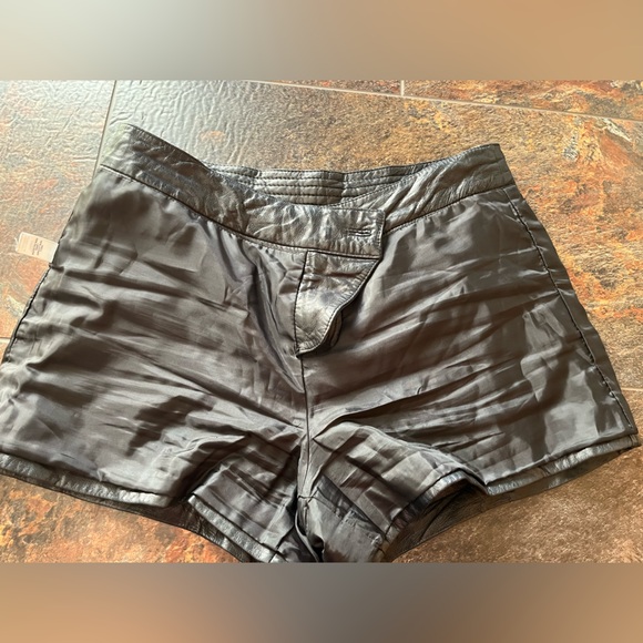 Women’s Trouve’ black 100% leather and fully lined shorts. Buttery soft. Size 10 - Picture 9 of 14